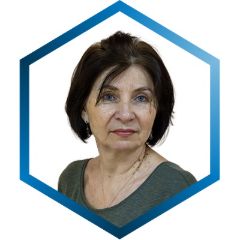 Хомякова Лариса